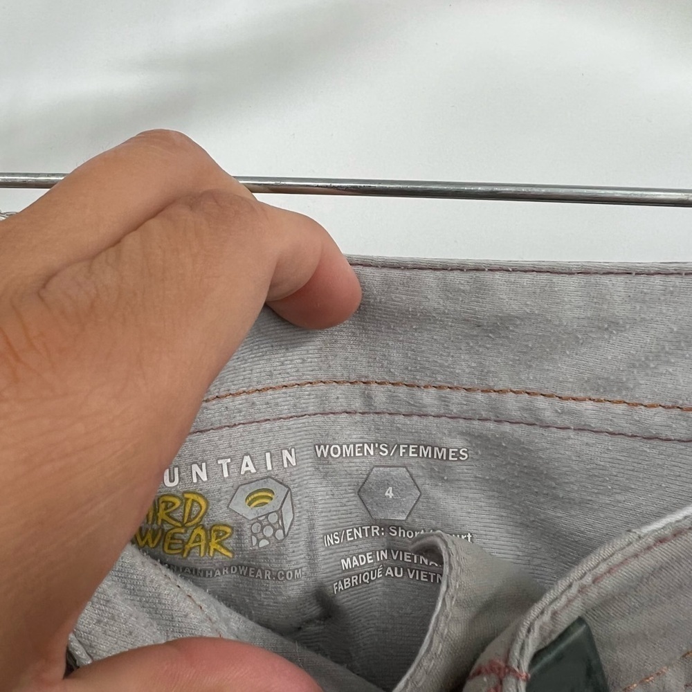 Mountain Hardwear Convertible Pants Women’s Size 4Short - Picture 7 of 12